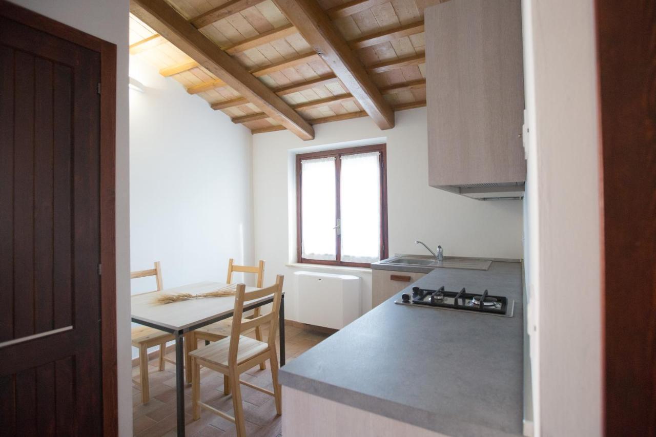 Moretti Village - B&B チヴィタノーヴァ・マルケ エクステリア 写真